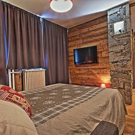 Roches Rouges Apartment *